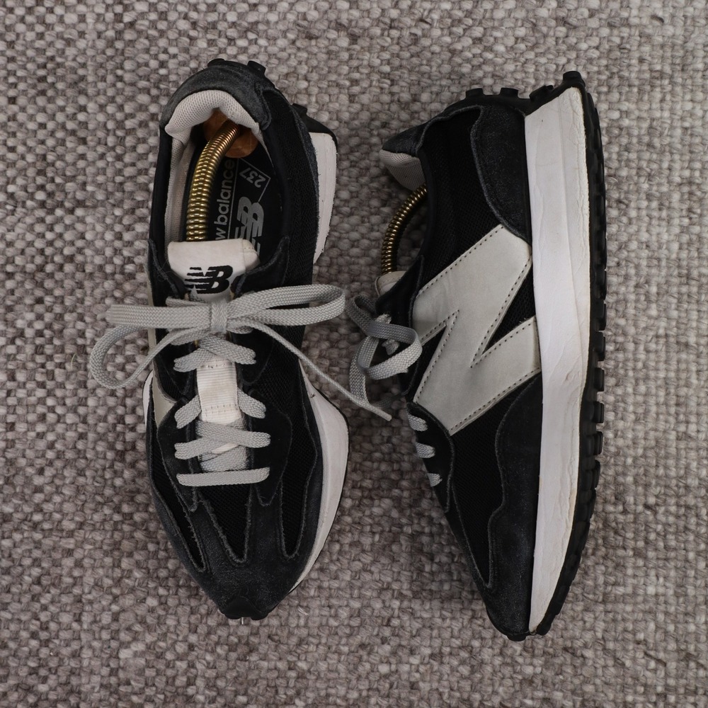 New Balance 327 Black Grey White Suede Mesh Sneakers MS327MM1 Mens 7.5 Women 9